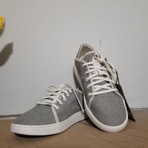 NEW! Olukai Casual Sneakers